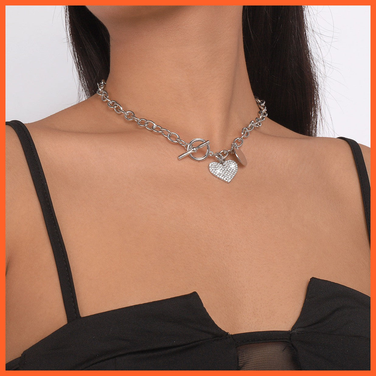 Women'S Round Heart Shape With Diamond Necklace