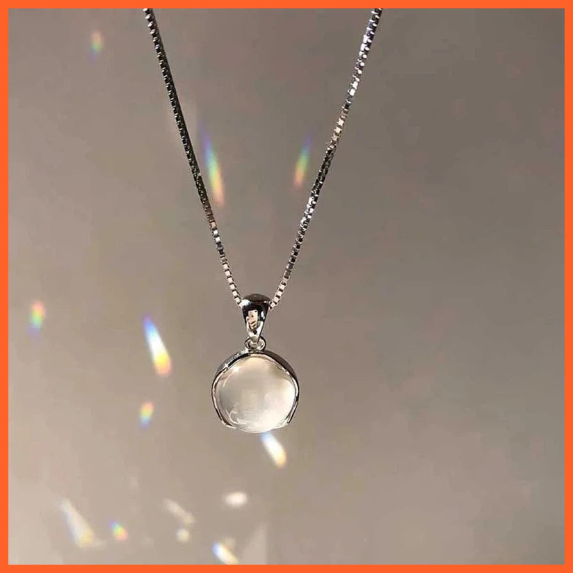 Luxury White Round Moonstone Pendant Necklaces Women