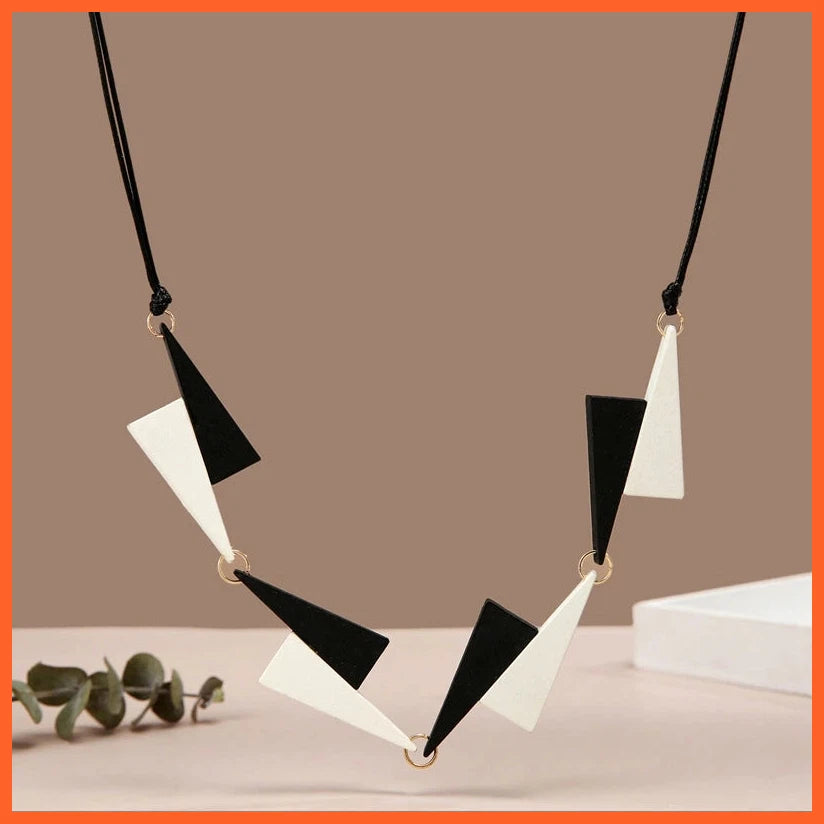 Minimalist Geometric Wood Pendant Necklace For Women